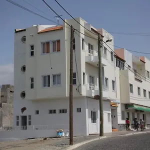 https://apt-nha-casa-porto-novo.cape-verdehotels.com
